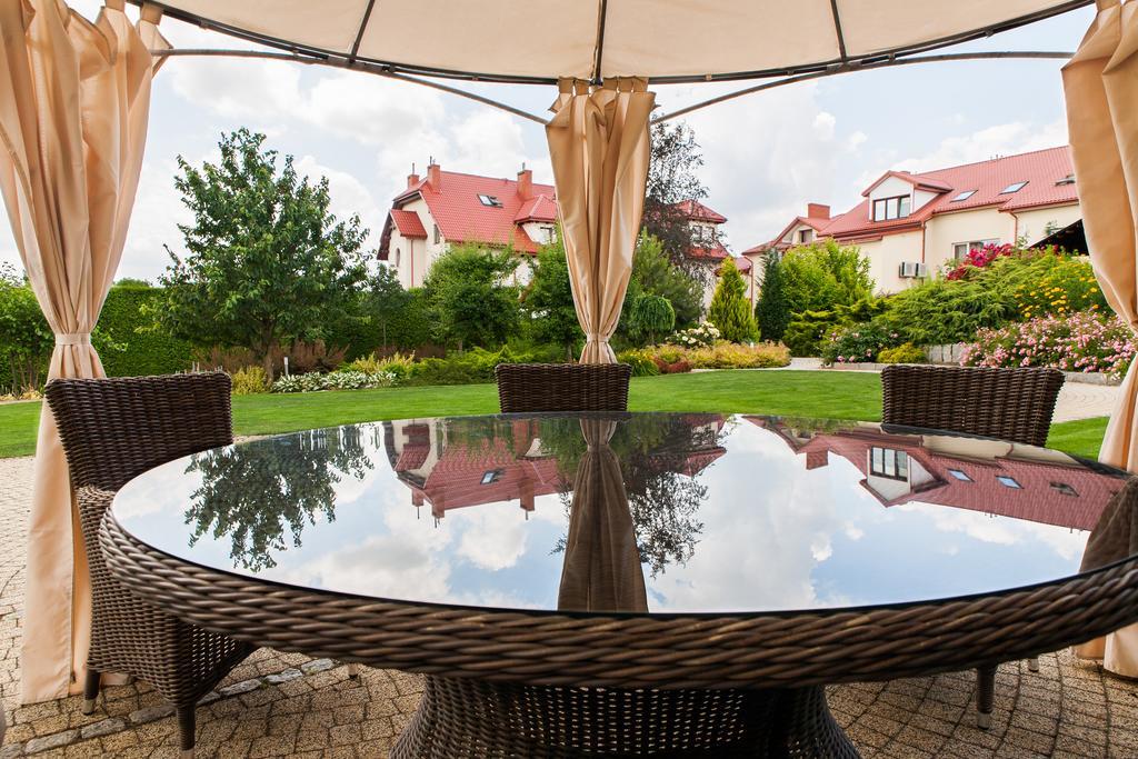 Hotel Panorama Ostrowiec Świętokrzyski Εξωτερικό φωτογραφία