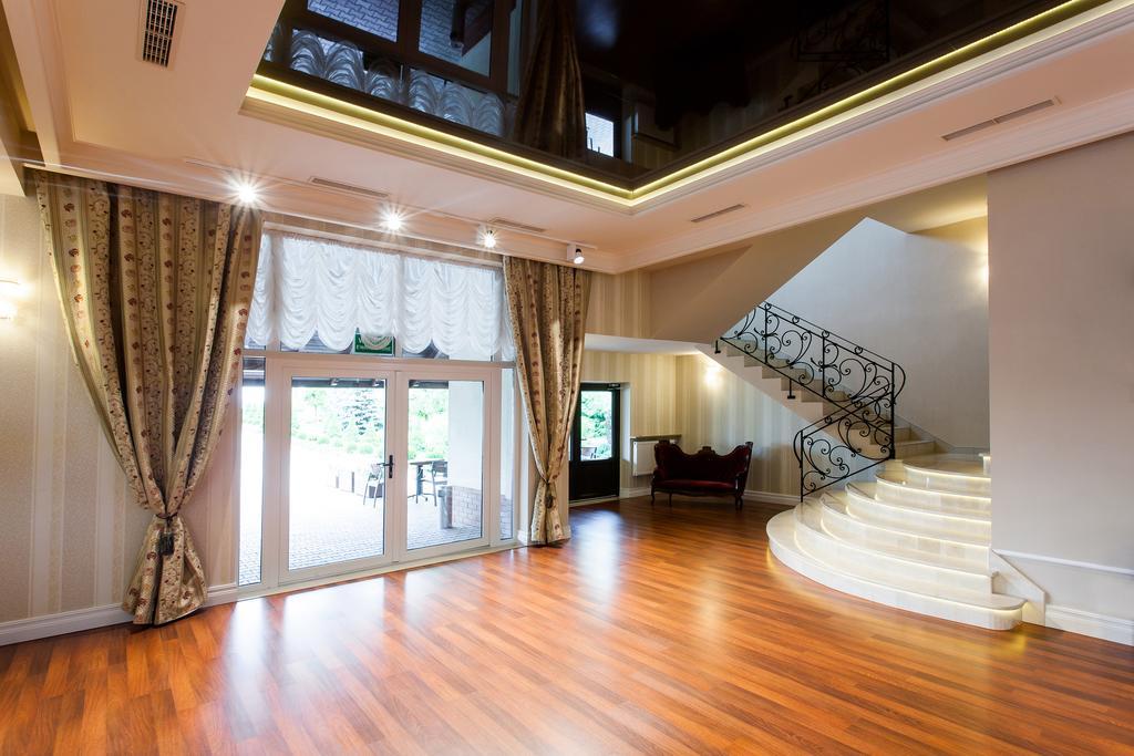Hotel Panorama Ostrowiec Świętokrzyski Εξωτερικό φωτογραφία