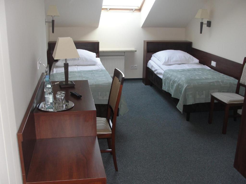 Hotel Panorama Ostrowiec Świętokrzyski Εξωτερικό φωτογραφία