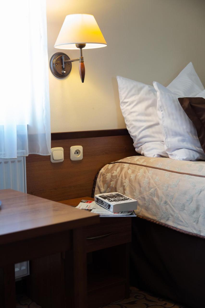 Hotel Panorama Ostrowiec Świętokrzyski Εξωτερικό φωτογραφία