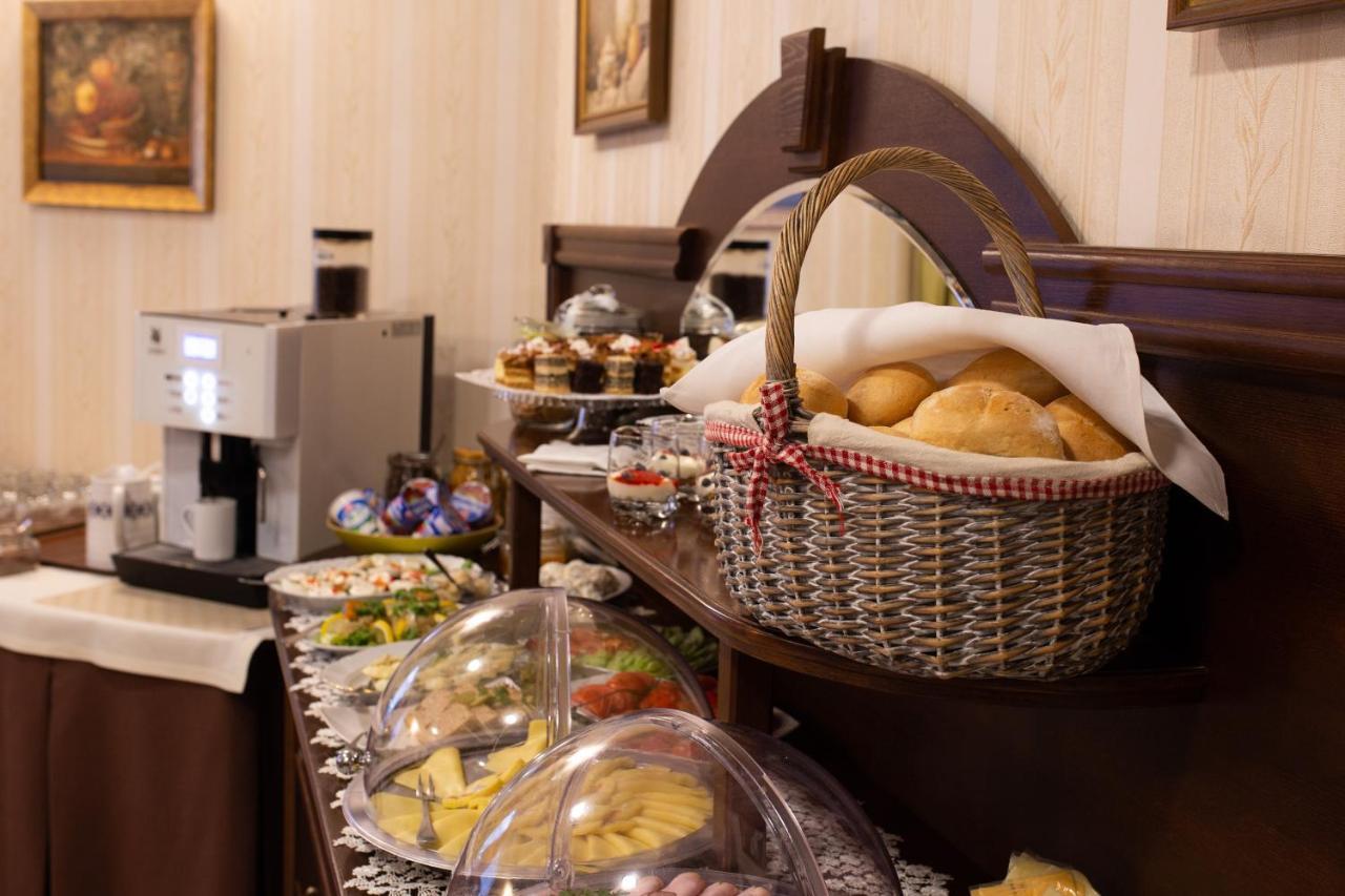 Hotel Panorama Ostrowiec Świętokrzyski Εξωτερικό φωτογραφία